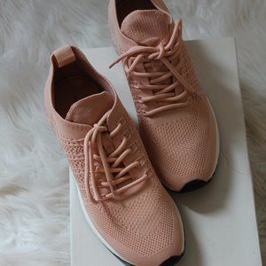 14 & Union Rorie Knit Sneaker